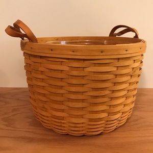 1999 Longaberger basket